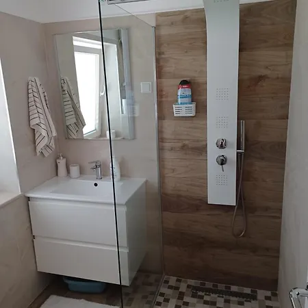 Bruno Apartment